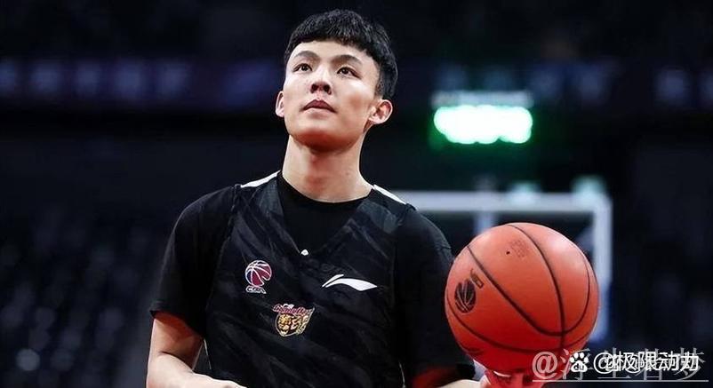 徐杰23+2+6表现抢眼 广东102-69大胜合肥